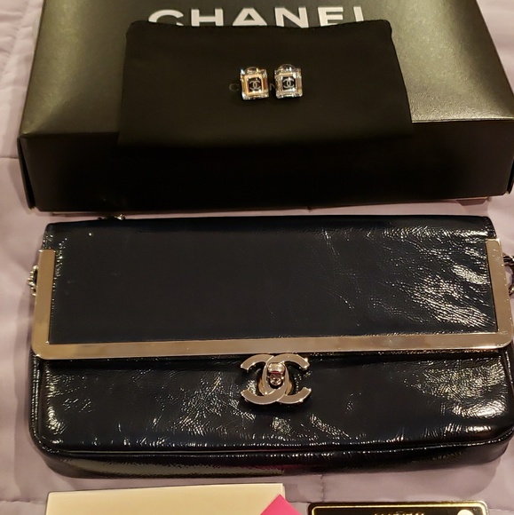 Chanel Sac Class Rabat Navy patent Leather - Picture 8 of 8